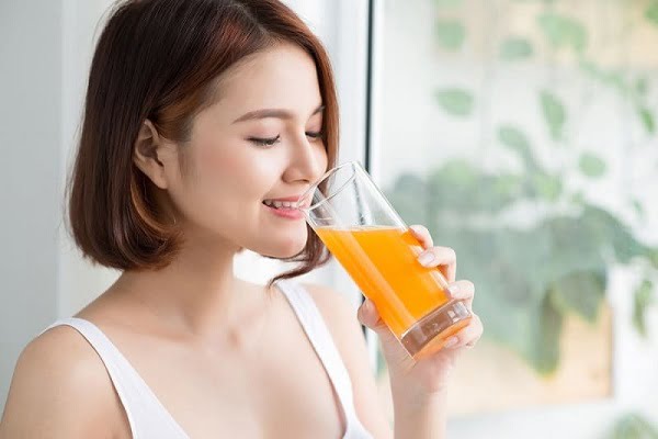 uong vitamin c moi ngay co tot khong | Trang Ly Pharma