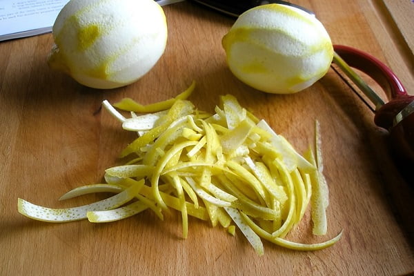 Tác dụng của vỏ chanh đun nước uống