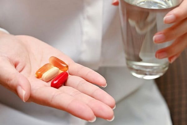 Uống vitamin tổng hợp bao lâu thì ngưng? Bí mật ít ai biết