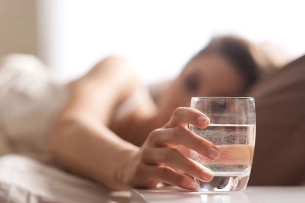 Làm gì hết đau đầu sau khi uống bia, rượu? Bí quyết nằm ở đây!