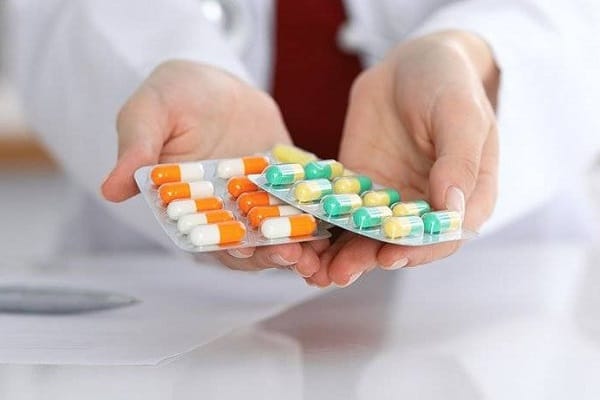 Tại sao nhiều người chọn uống nhiều loại thực phẩm chức năng cùng lúc?